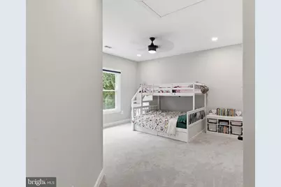 10301 Forest Maple Road, Vienna, VA 22182 - Photo 34
