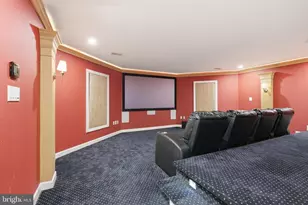 10301 Forest Maple Rd, Vienna, VA 22182 - Photo 48