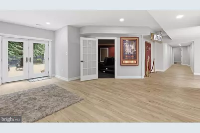 10301 Forest Maple Road, Vienna, VA 22182 - Photo 46
