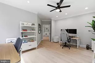 10301 Forest Maple Rd, Vienna, VA 22182 - Photo 16