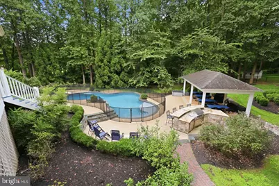 10301 Forest Maple Road, Vienna, VA 22182 - Photo 58