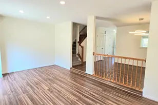 6008 Raina Dr, Centreville, VA 20120 - Photo 10