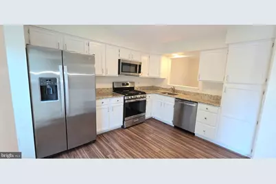 6008 Raina Drive, Centreville, VA 20120 - Photo 6
