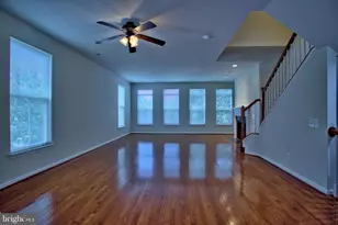 9612 Stockwell Ln, Fairfax, VA 22031 - Photo 10