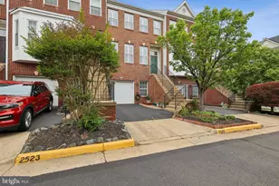 2525 James Madison Cir, Herndon, VA 20171 - Photo 2
