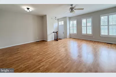 2525 James Madison Circle, Herndon, VA 20171 - Photo 6