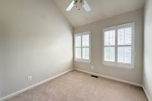 2525 James Madison Cir, Herndon, VA 20171 - Photo 24