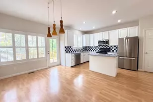 2525 James Madison Cir, Herndon, VA 20171 - Photo 12