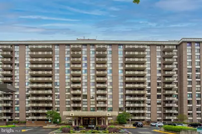 1808 Old Meadow Road #404, McLean, VA 22102 - Photo 1