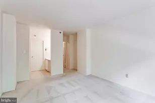 1808 Old Meadow Rd, McLean, VA 22102 - Photo 10