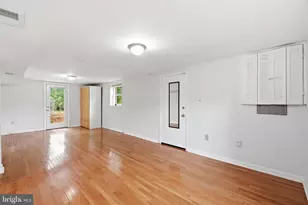 7545 Axton St, Springfield, VA 22151 - Photo 4