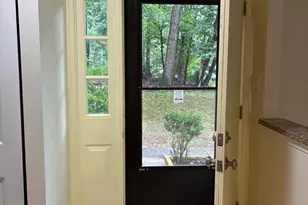 2326 Antiqua Ct, Reston, VA 20191 - Photo 4