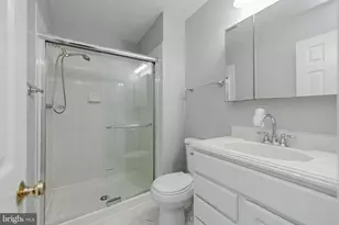 4749 Gainsborough Dr, Fairfax, VA 22032 - Photo 34