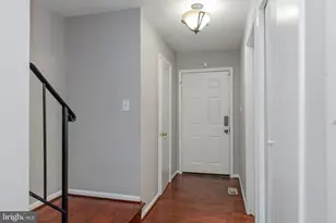 4749 Gainsborough Dr, Fairfax, VA 22032 - Photo 4