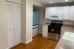 8122 Parkdale Ct, Springfield, VA 22153 - Photo 6
