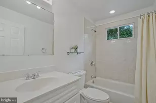 7318 Poplar Ct, Falls Church, VA 22042 - Photo 20