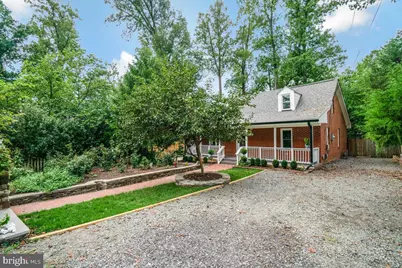 7318 Poplar Court, Falls Church, VA 22042 - Photo 2