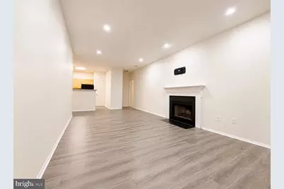 14314 Climbing Rose Way #102, Centreville, VA 20121 - Photo 4