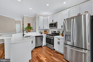 4210 Mozart Brigade Ln, Fairfax, VA 22033 - Photo 18
