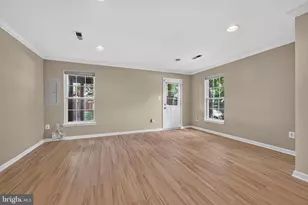 5902 Ians Way, Alexandria, VA 22315 - Photo 4