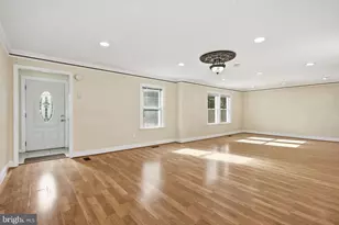 4616 Ravensworth Rd, Annandale, VA 22003 - Photo 10