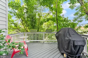 7202 Gray Heights Ct, Alexandria, VA 22315 - Photo 28