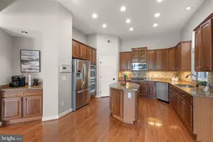 7202 Gray Heights Ct, Alexandria, VA 22315 - Photo 20