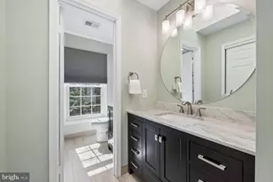 13511 Fallen Oak Ct, Chantilly, VA 20151 - Photo 38