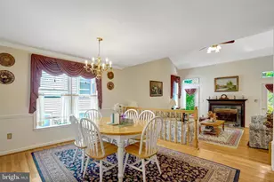 7520 Walnut Hill Ln, Falls Church, VA 22042 - Photo 14