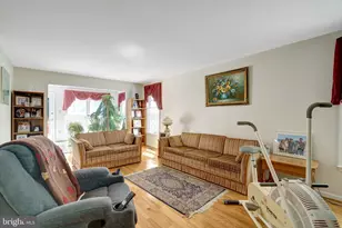 7520 Walnut Hill Ln, Falls Church, VA 22042 - Photo 24