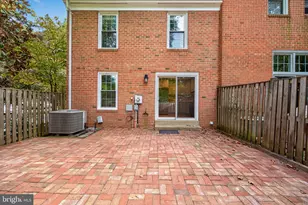11870 Abercorn Ct, Reston, VA 20191 - Photo 30