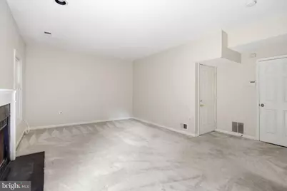 8111 Squirrel Run Road, Springfield, VA 22152 - Photo 38