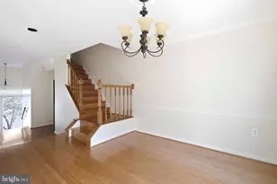 8111 Squirrel Run Rd, Springfield, VA 22152 - Photo 26