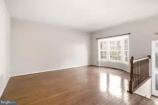 8111 Squirrel Run Rd, Springfield, VA 22152 - Photo 20