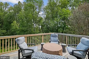 9830 Faust Dr, Vienna, VA 22182 - Photo 30