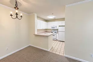 7000 Falls Reach Dr, Falls Church, VA 22043 - Photo 12