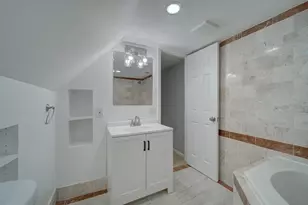 11301 Gatesborough Ln, Reston, VA 20191 - Photo 38