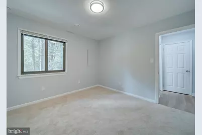 11301 Gatesborough Lane, Reston, VA 20191 - Photo 18