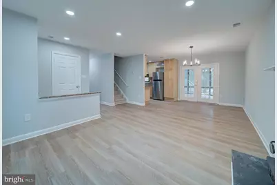 11301 Gatesborough Lane, Reston, VA 20191 - Photo 8