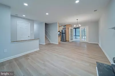 11301 Gatesborough Lane, Reston, VA 20191 - Photo 6