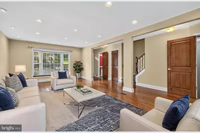 7509 Amesbury Court, Alexandria, VA 22315 - Photo 10