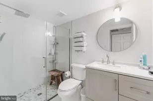 11220 Chestnut Grove Square, Reston, VA 20190 - Photo 16