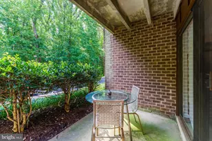 11220 Chestnut Grove Square, Reston, VA 20190 - Photo 18