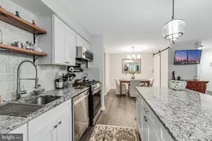 11220 Chestnut Grove Square, Reston, VA 20190 - Photo 6