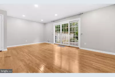 9222 Bailey Lane, Fairfax, VA 22031 - Photo 16