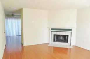 6502 Old Carriage Ln, Alexandria, VA 22315 - Photo 2