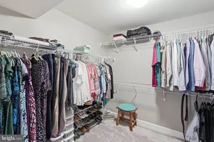 6189 Royal Crest Ln, Alexandria, VA 22310 - Photo 10