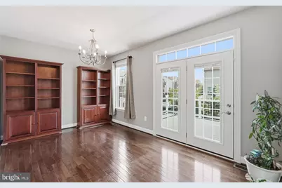 6189 Royal Crest Lane, Alexandria, VA 22310 - Photo 8