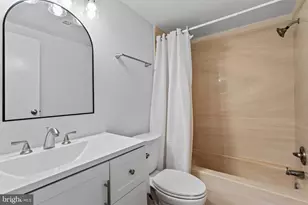 6001 Arlington Blvd, Falls Church, VA 22044 - Photo 12
