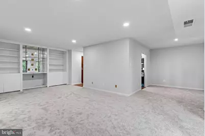 6001 Arlington Boulevard #423, Falls Church, VA 22044 - Photo 20